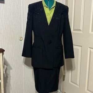 John Meyer of Norwich Womens formal suit (221)